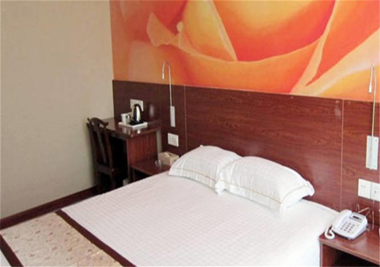 Xiamen Qingnian Yangguang Hotel - Wenzaodian Exterior photo
